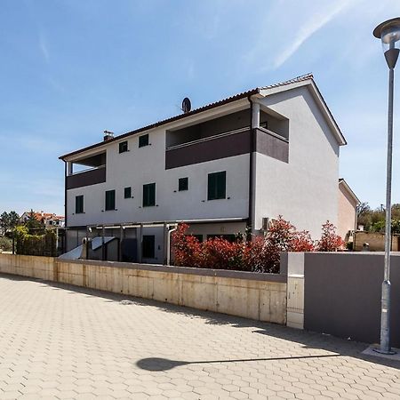 Apartment Adria 3 Malinska Eksteriør billede