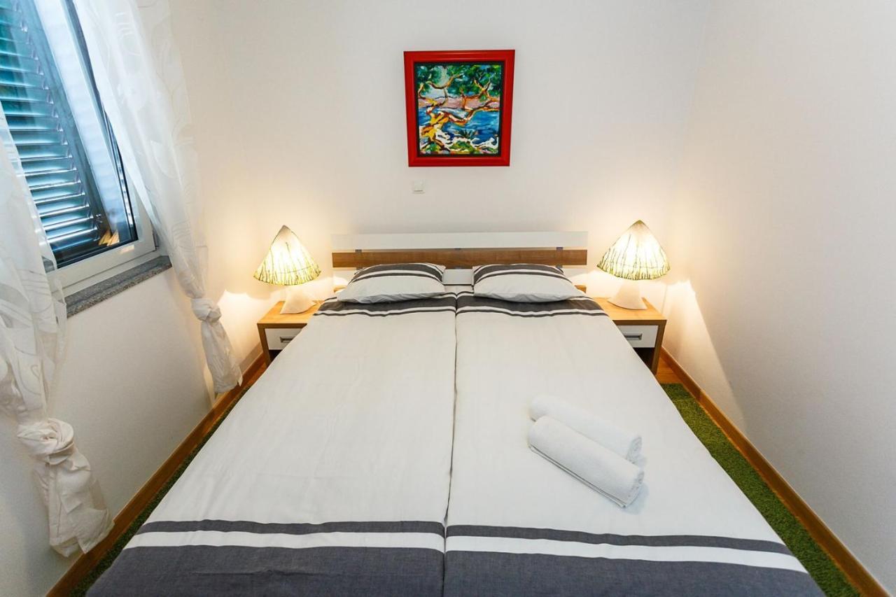 Apartment Adria 3 Malinska Eksteriør billede
