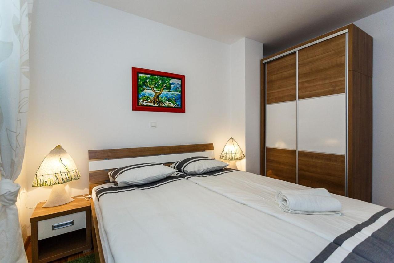 Apartment Adria 3 Malinska Eksteriør billede